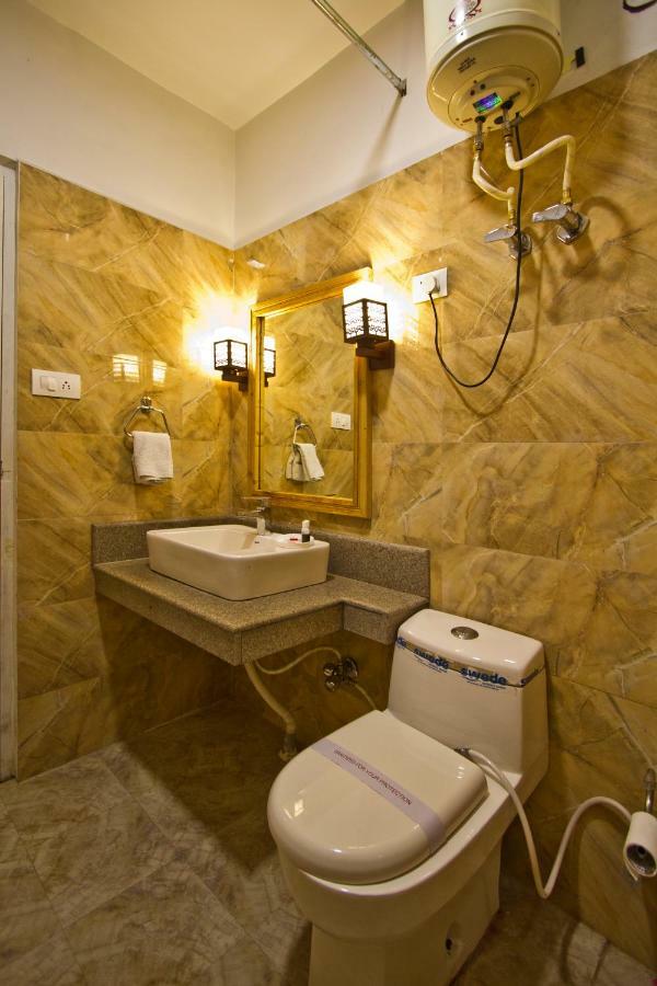Holiday Bnb Manali Exterior photo